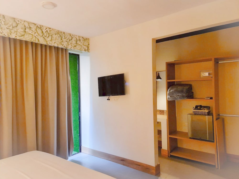 Double Room, Balcony - Photo 2