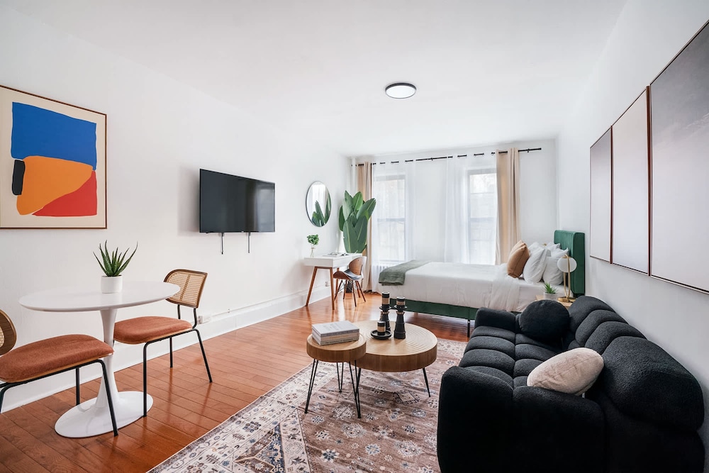 Apartment photo 1