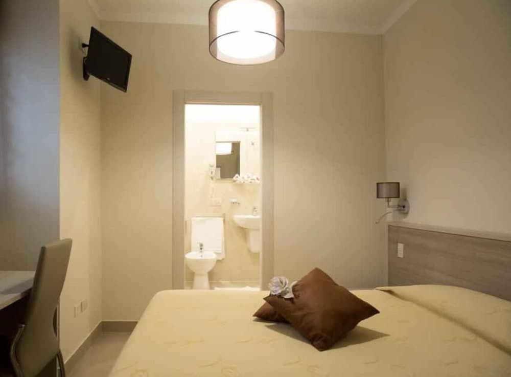 Superior Single Room photo 3