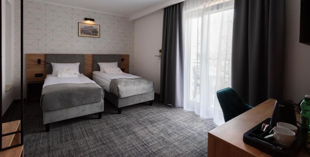 Deluxe Twin Room - Photo 1