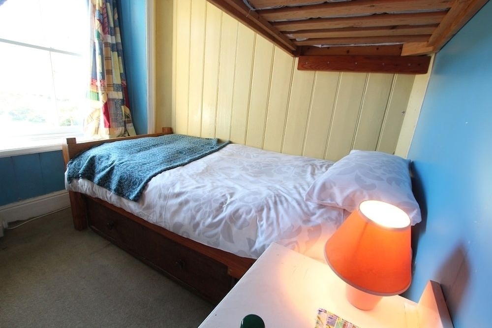 Twin Room, Shared Bathroom, Garden View