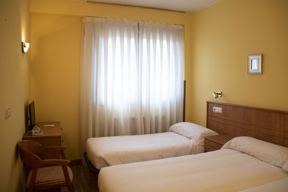 Triple Room - Photo 5