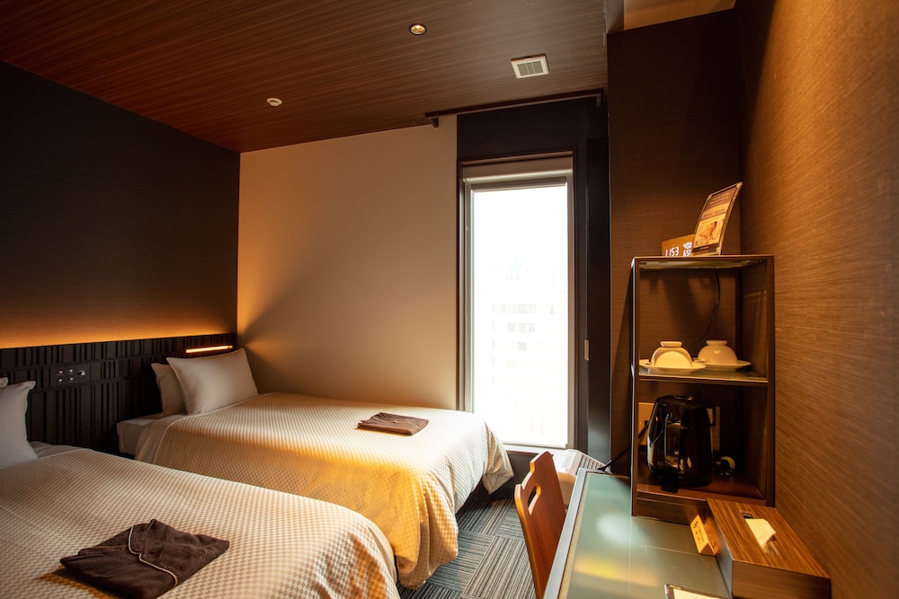 Economy Twin Room photo 1