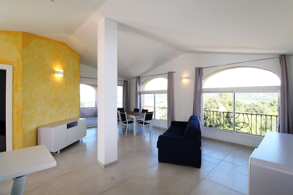 Panoramic Apartment