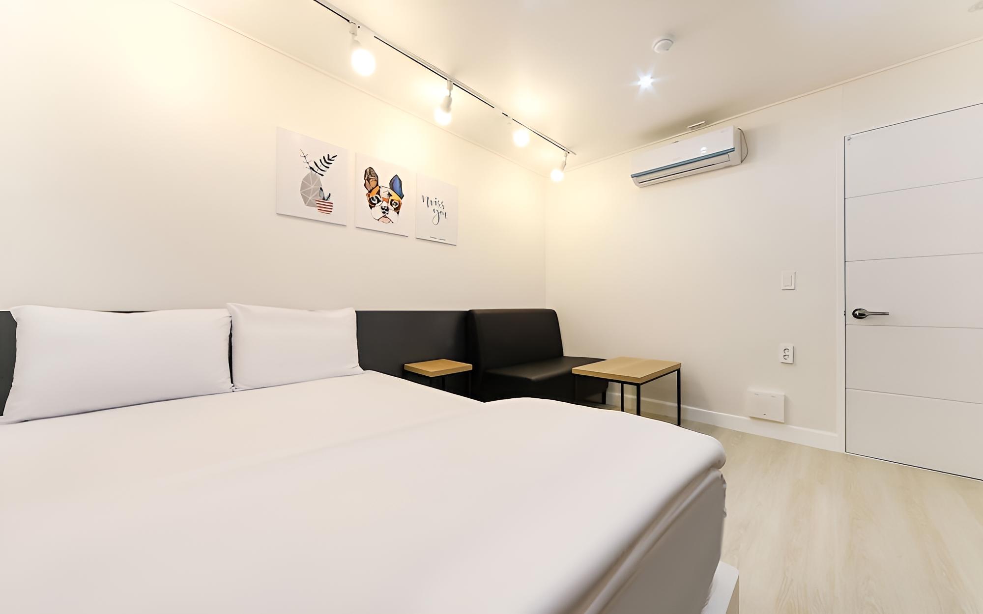 Room (1 high-spec semi-private room (unlimi) - Photo 1
