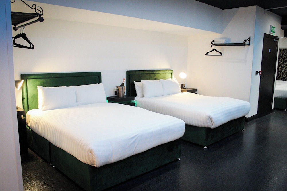 Elite Room - Photo 11