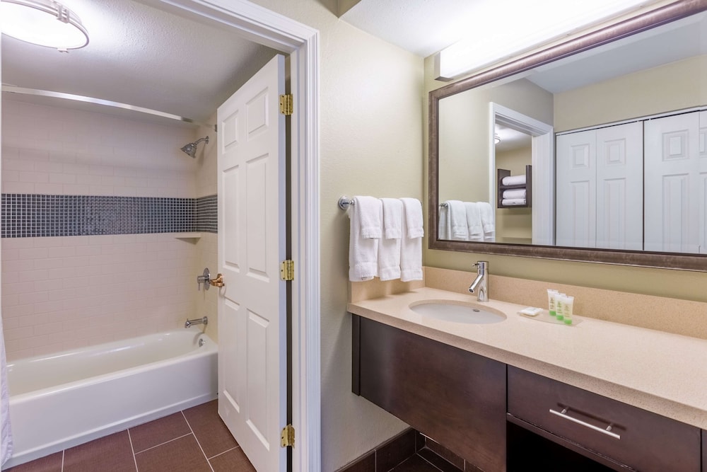 Suite, Multiple Beds (One Bedroom) - Photo 7