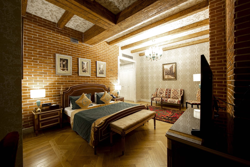 Standard Double or Twin Room - Photo 1
