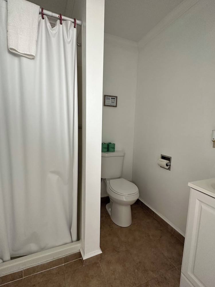 Double Room, 2 Queen Beds, Ocean View photo 2