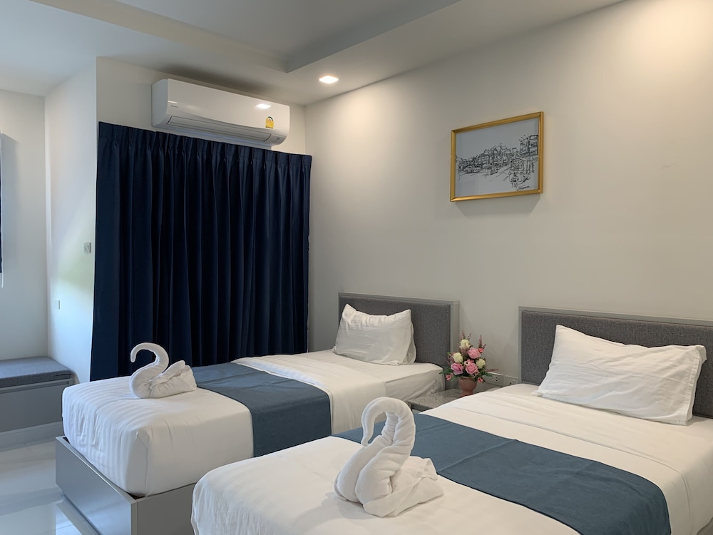Superior Twin Room photo 2