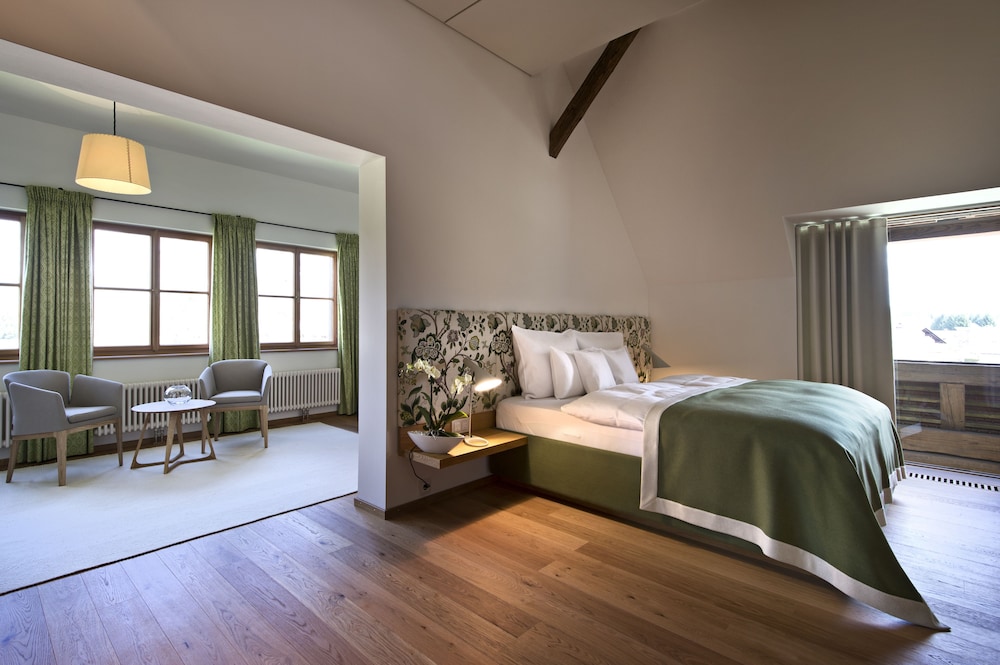 Exclusive Studio Suite, 1 King Bed photo 1