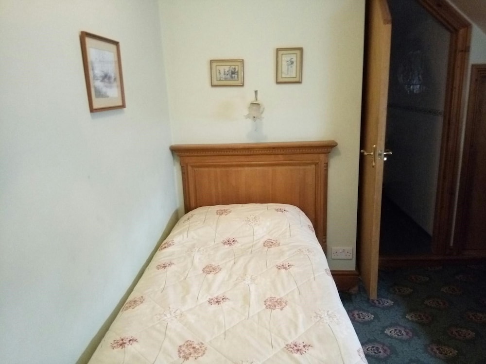 Traditional Twin Room photo 3