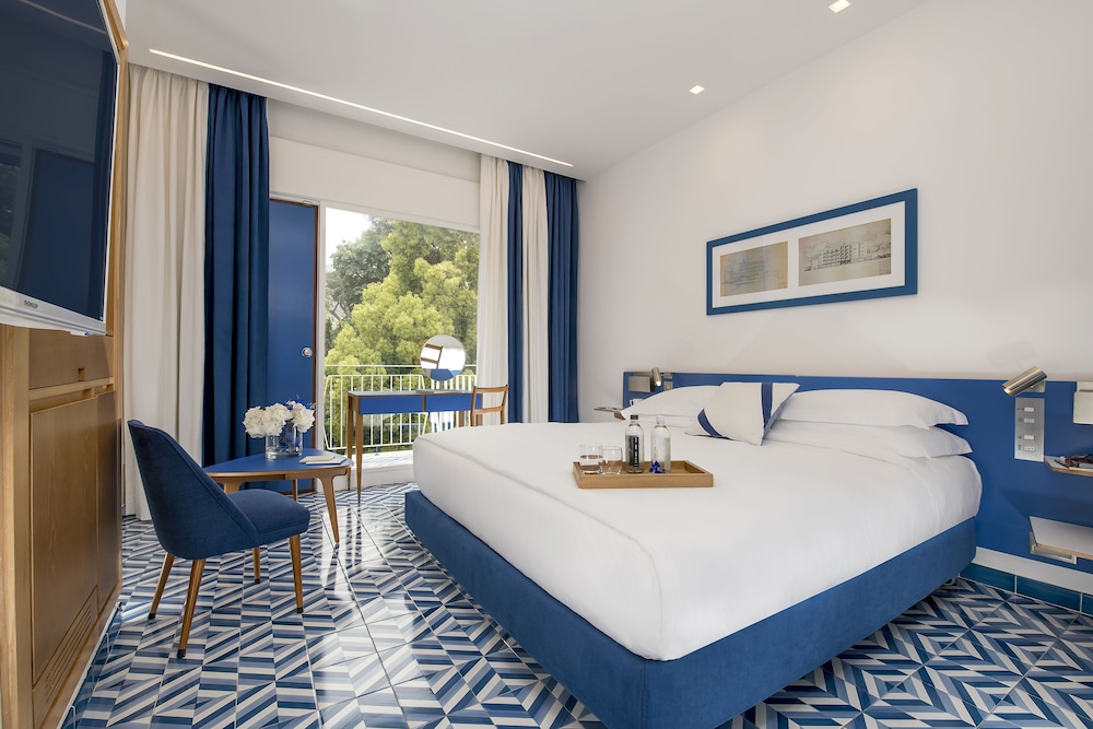 Classic Triple Room with 3 Adults Occupancy (Non Smoking)