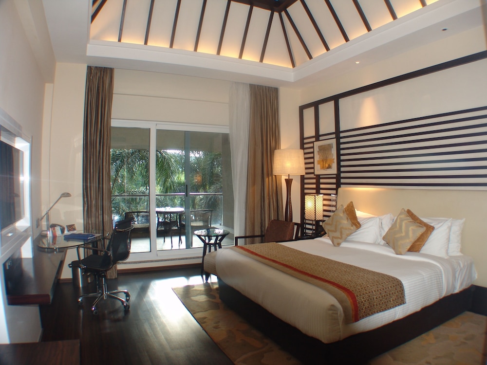 Deluxe Room (Business Class)