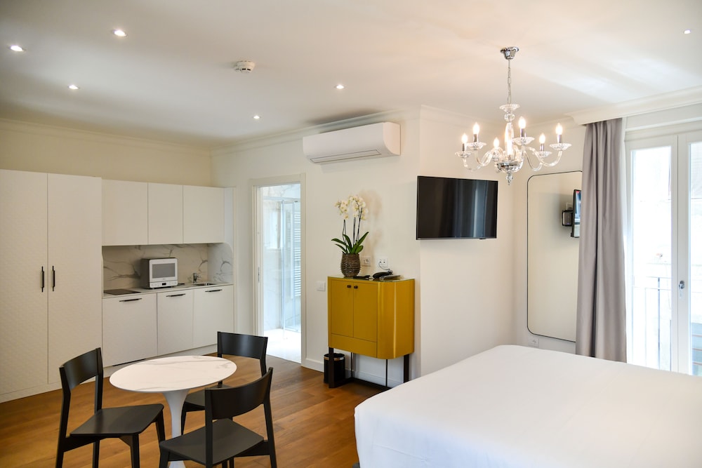 Classic Triple Room
