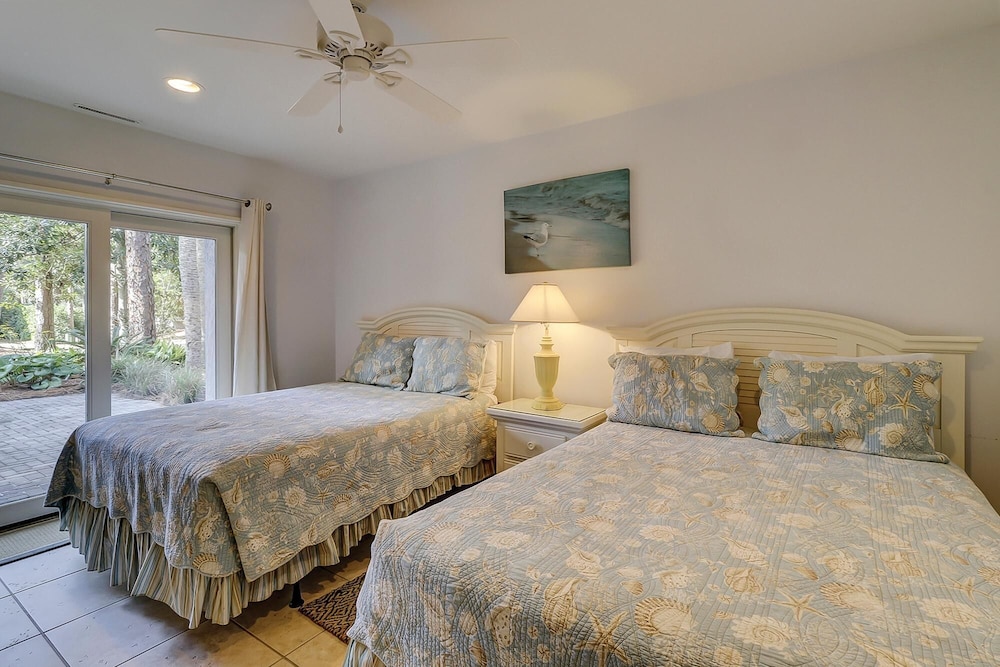 House, Multiple Beds, Pool Access, Pool View