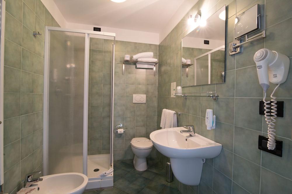 Double Room, 2 Twin Beds - Photo 6