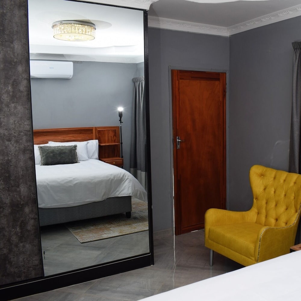Standard Room photo 1