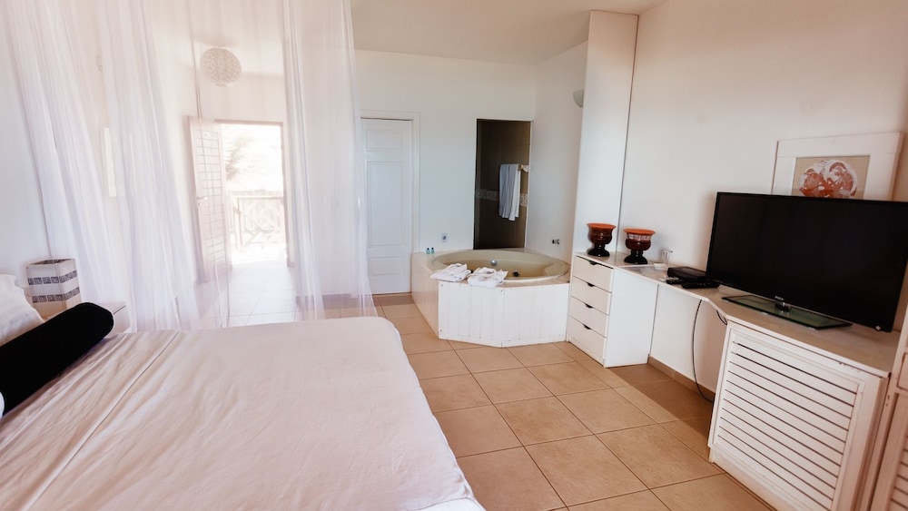 Deluxe Room, Sea View photo 1