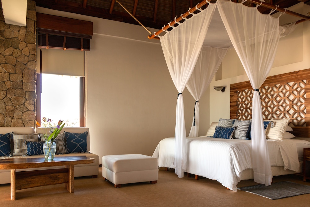 Luxury Room, 3 Bedrooms, Balcony, Ocean View
