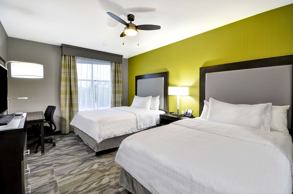 Suite, 2 Queen Beds, Accessible, Non Smoking (Roll-in Shower) photo 2
