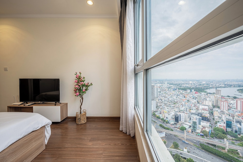 Honeymoon Apartment, 1 Bedroom, Balcony, City View photo 3