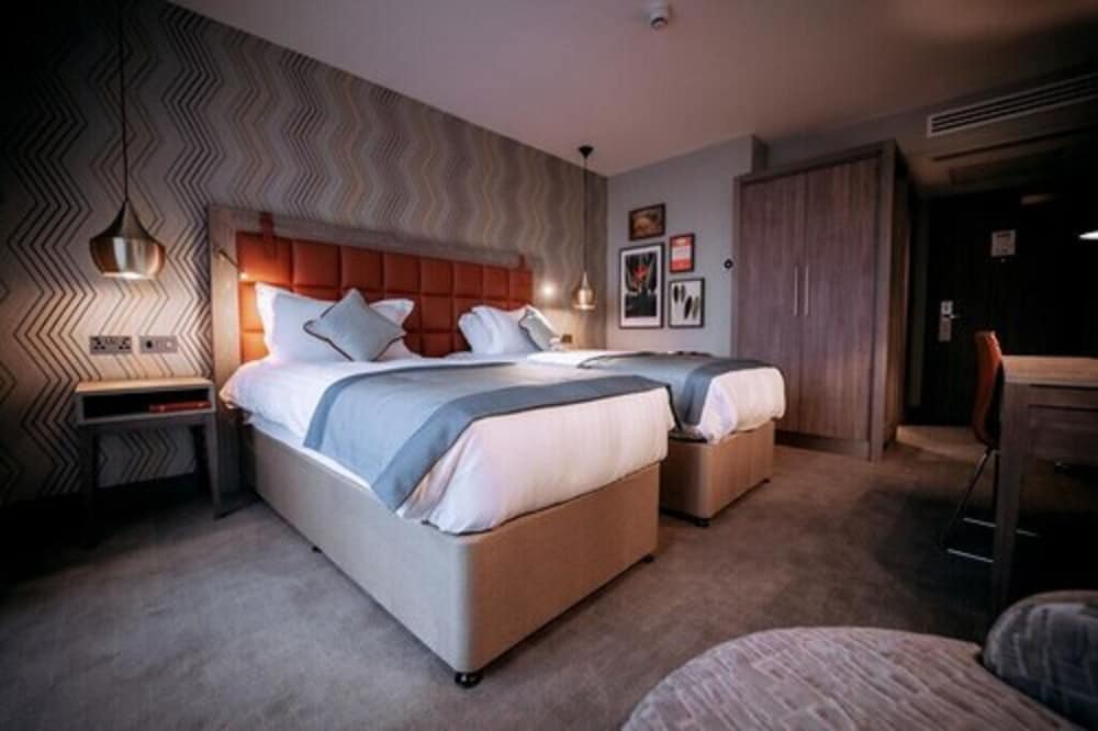 Classic Twin Room - Photo 4