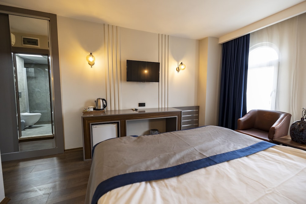 Deluxe Double Room photo 2