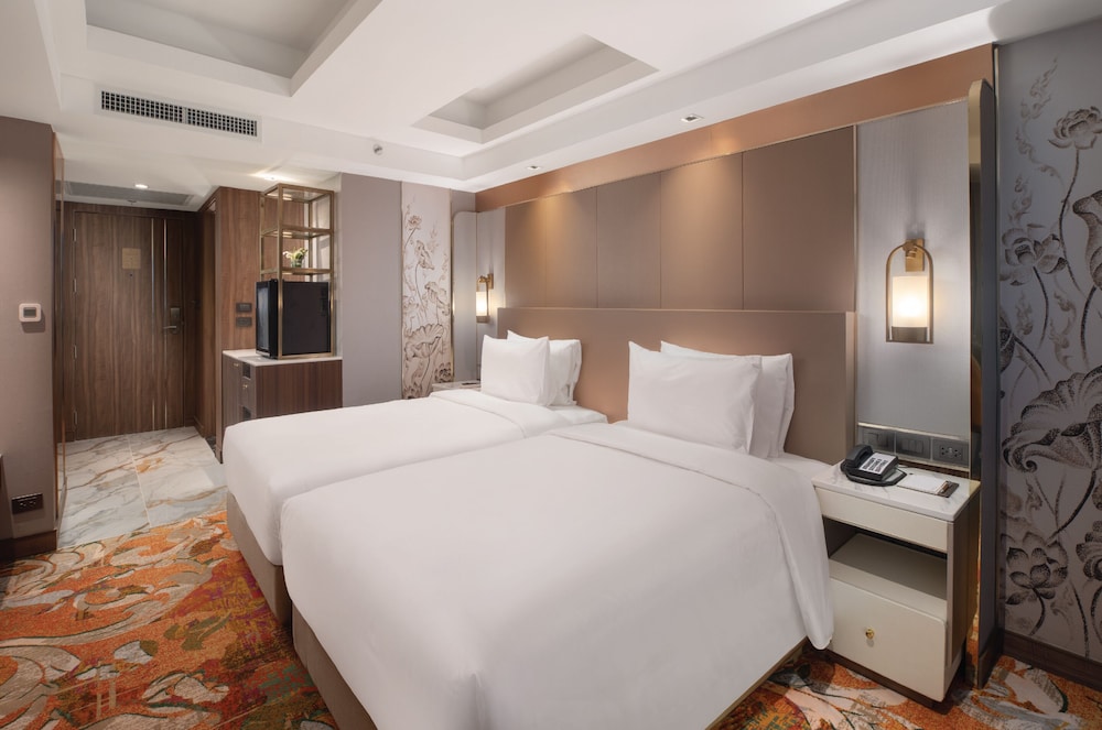 Premier Twin Room