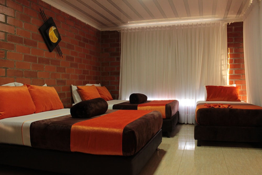 Classic Quadruple Room, Balcony, Garden View photo 1