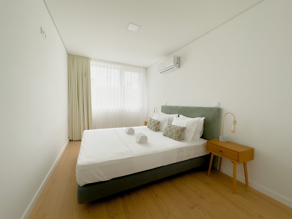 Apartment 5