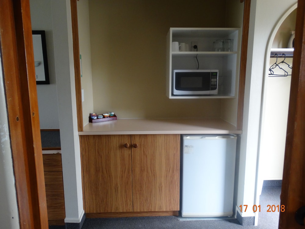 Standard Room, Kitchenette photo 1