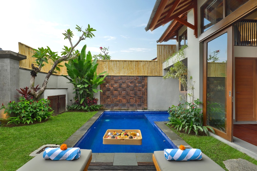 1 Bedroom Villa with Private Pool and Bath tub - Photo 2