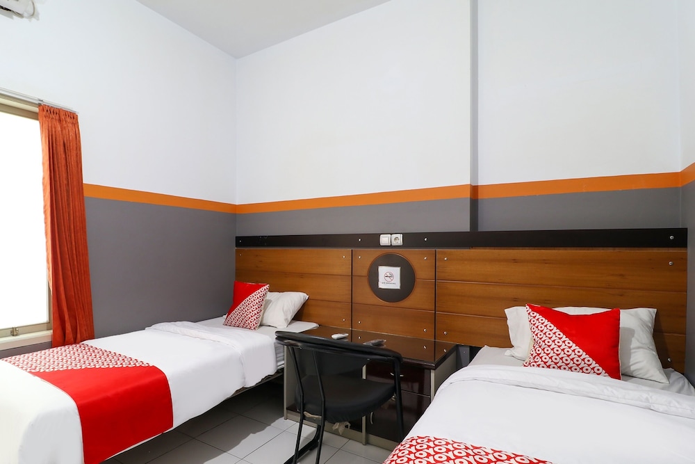 Standard Twin Room photo 3