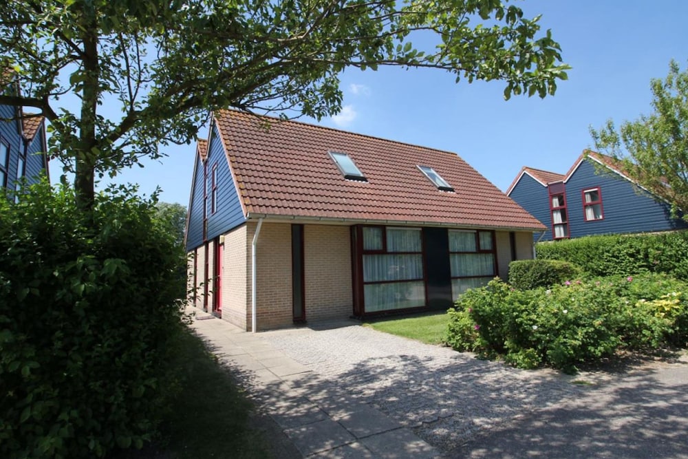 Bungalow (8 persons) photo 1