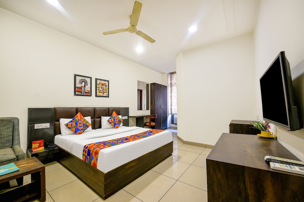 Deluxe Room - Photo 1