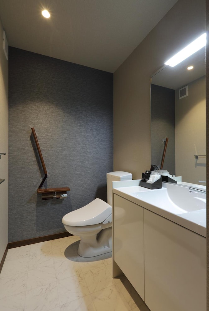 Deluxe Twin Room - Photo 6