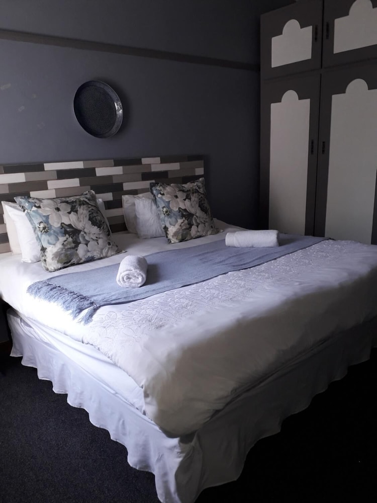 Waterbuck Room