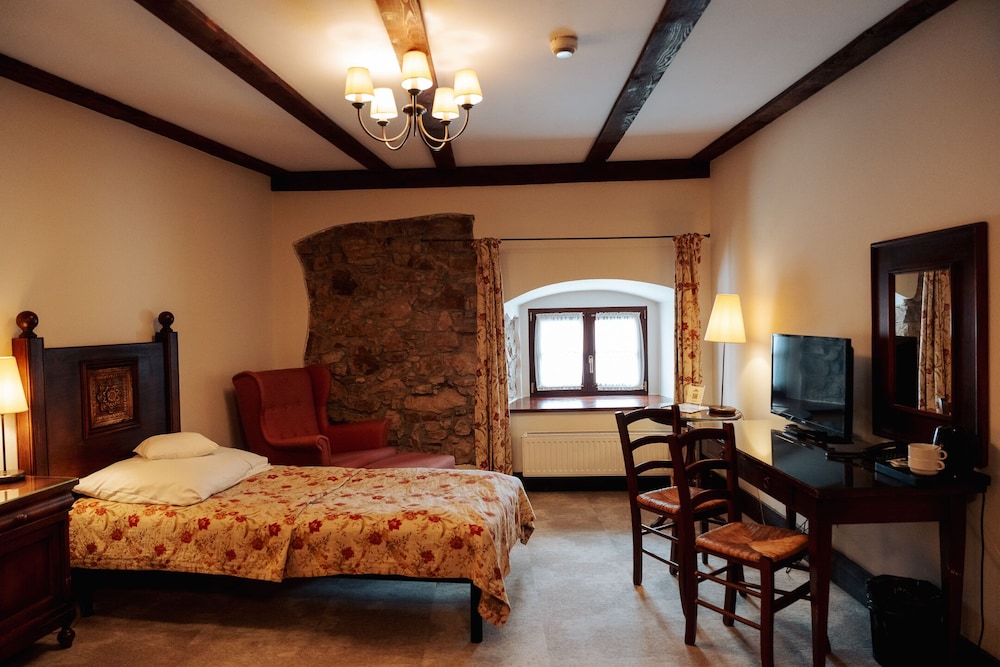 Standard Double or Twin Room - Photo 39