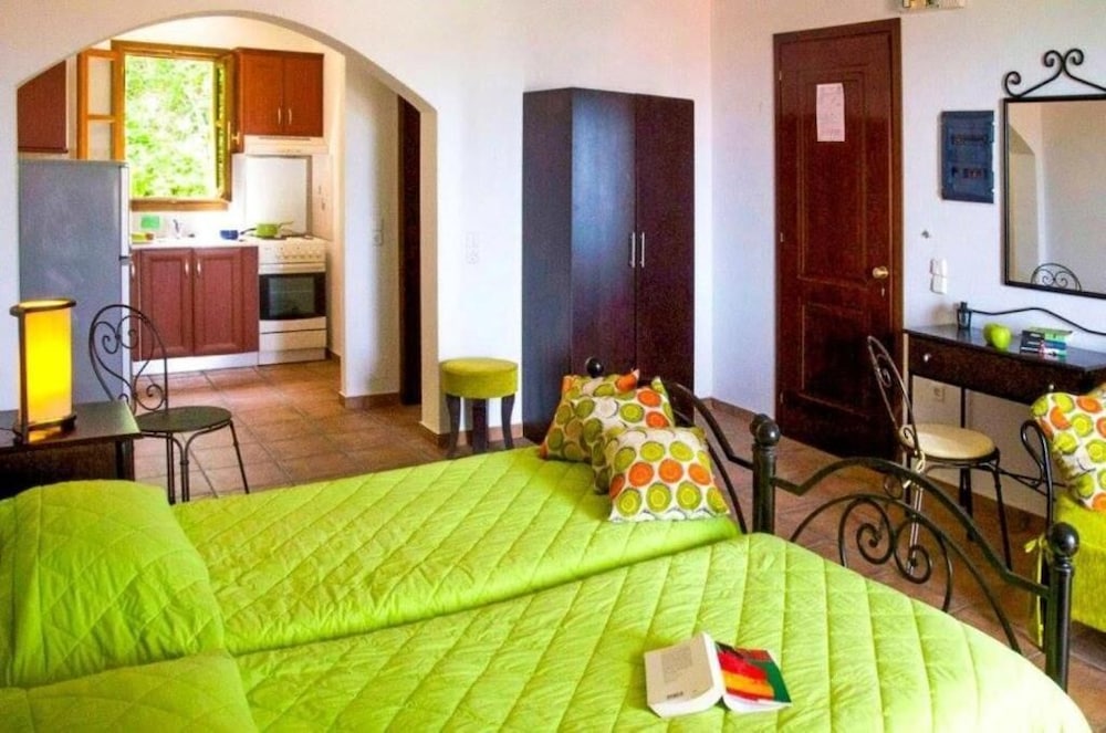 Basic Quadruple Room