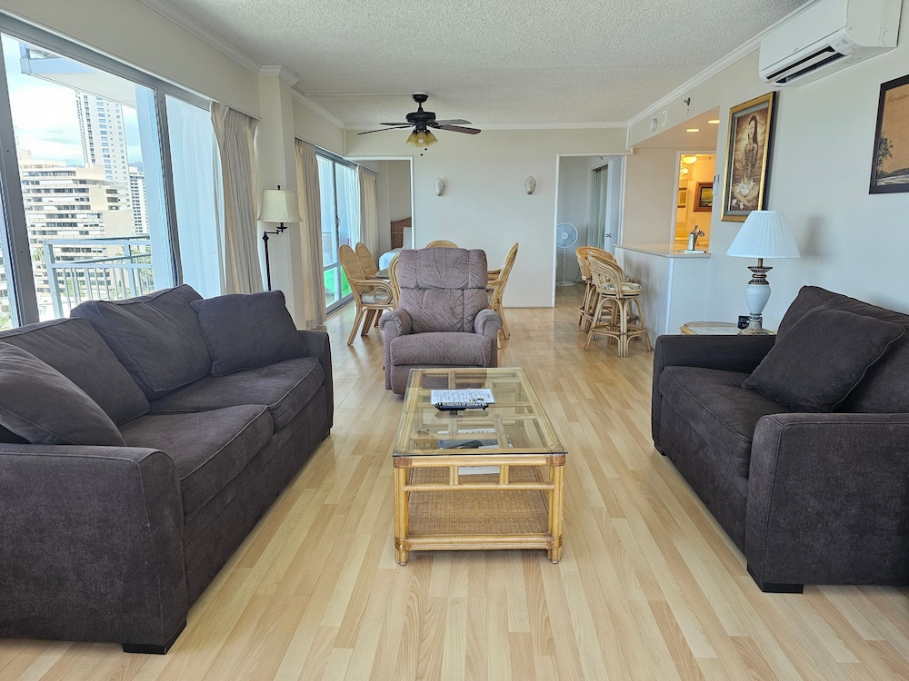 Ilikai Tower 943 Condo - Walk to the Beach, Shops & Restaurants! by RedAwning: Condo, 2 Bedrooms photo