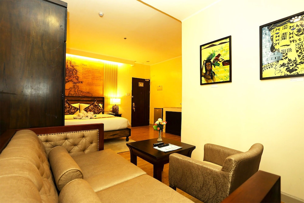 Deluxe Suite photo 3