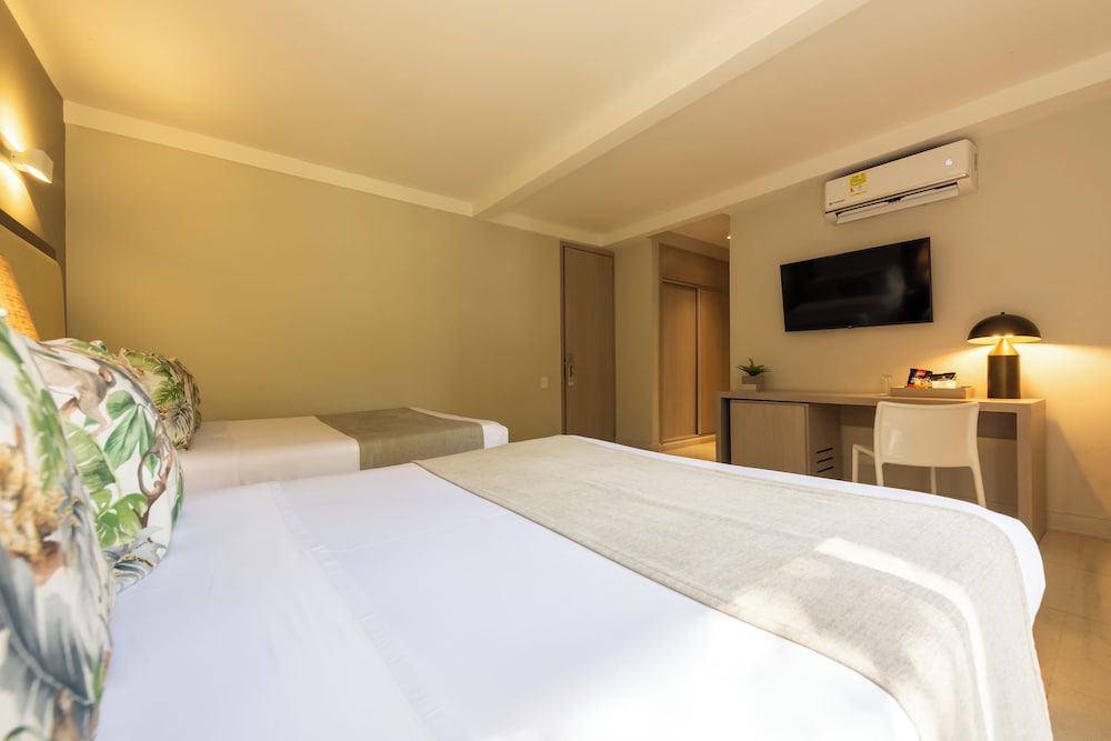 Twin Room - Photo 7