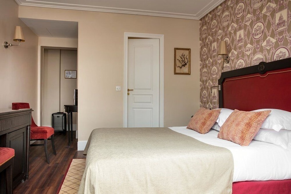 Hôtel Serotel Lutèce bedroom photo