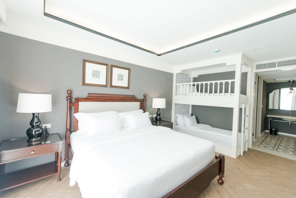 Family Suite - Photo 10