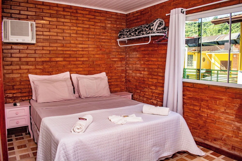 Superior Double or Twin Room, 1 Queen Bed photo 2