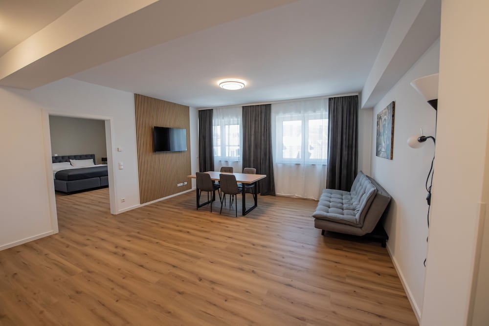 Family Apartment photo 3