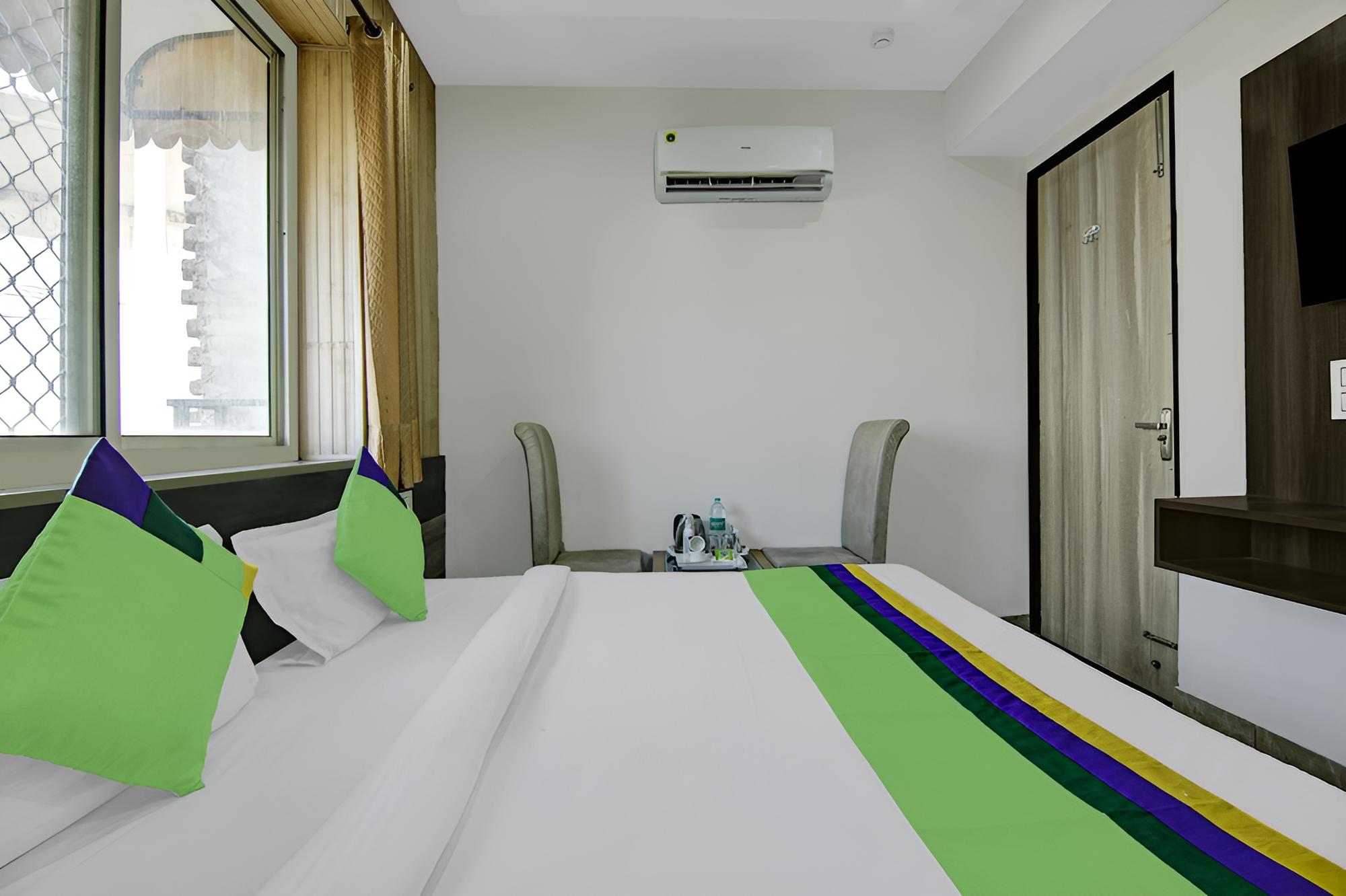 Economy Double Room photo 3