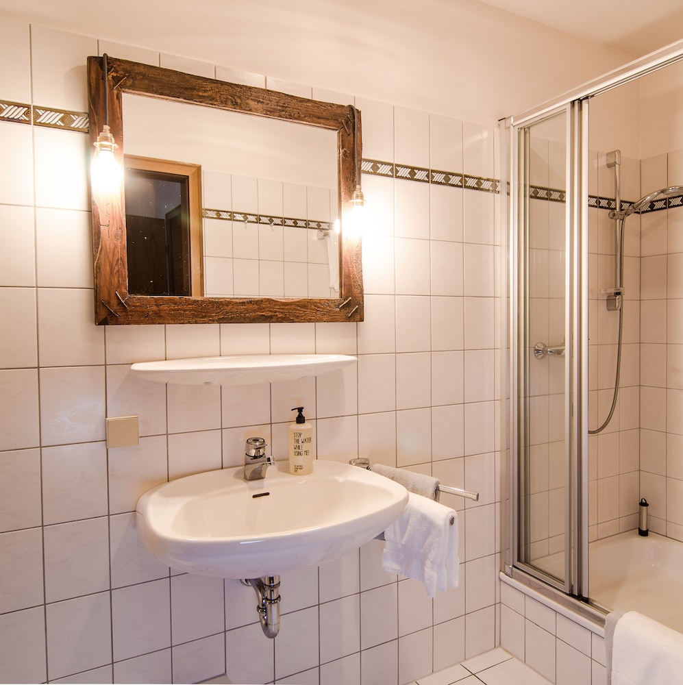 Double Room, Private Bathroom, Mountain View ( #3 - Bergwerksetage) - Photo 5