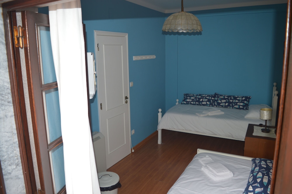 Twin Room, Shared Bathroom (Ocean Spirit)